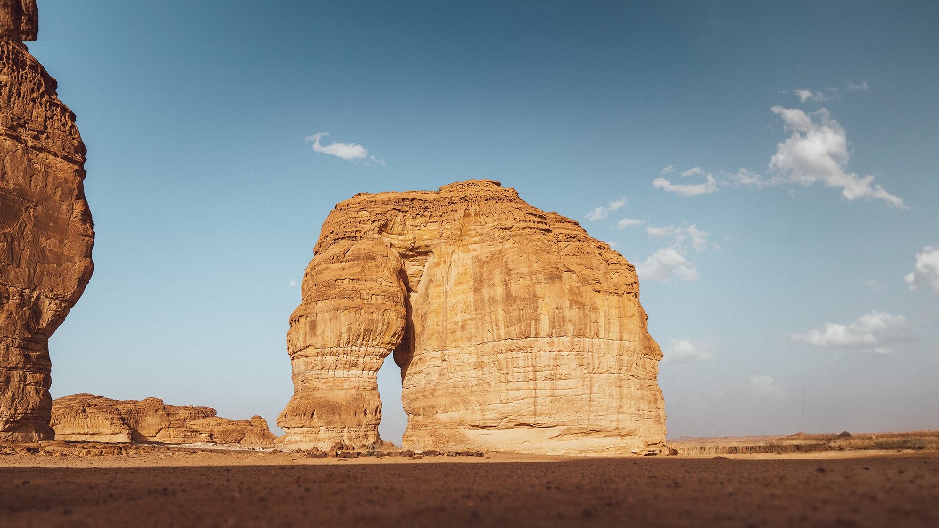 https://www.experiencealula.com/content/dam/rcudxp/global/blog/rocks-of-alula/rocks-of-alula-blog-hero-01.jpg